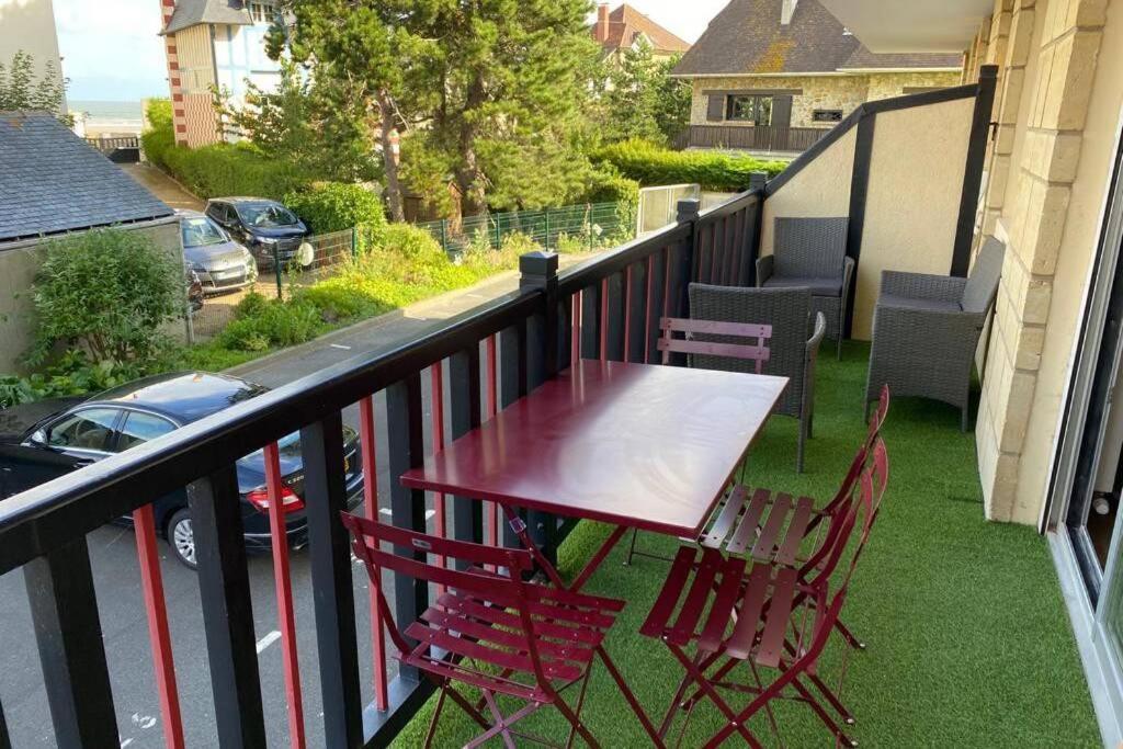 Magnifique Appartement Vue Mer A 50 M De La Plage Villers-sur-Mer Exterior foto
